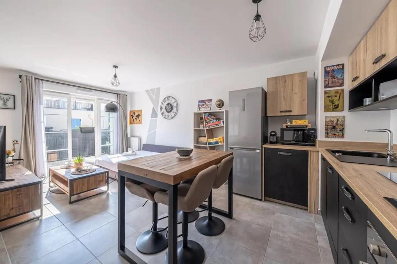 F2 Cozy Pour 4 Proche Disneyland - Fairytale Factory Villeneuve-Saint-Denis Bagian luar foto