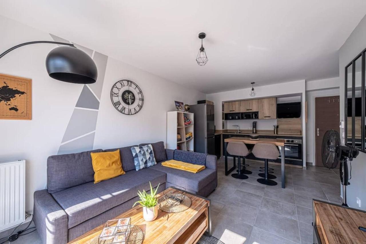 F2 Cozy Pour 4 Proche Disneyland - Fairytale Factory Villeneuve-Saint-Denis Bagian luar foto